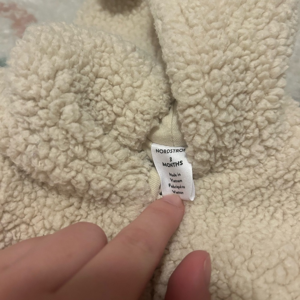 Nordstrom baby cream fleece bear suit size 3 months - Picture 3 of 7